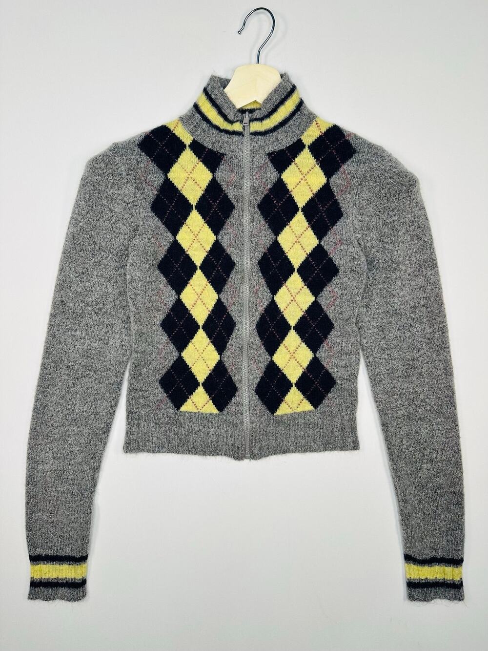 Urban Outfitters Argyle Zip Front Cropped Sweater Size Large
